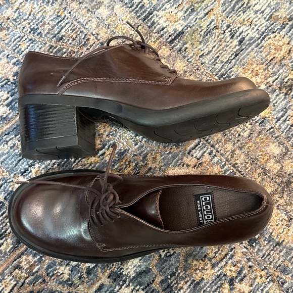 Cloud Nine Shoes - Vintage Leather Heeled Loafers 90s Whimsygoth Preppy Dark Academia